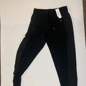 Calvin Klein performance shine blocked jogger​​